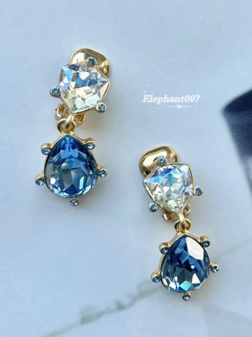 Oscar de la Renta Blue Crystal Drop Clip-On Earrings Gold Tone Teardrop Earrings